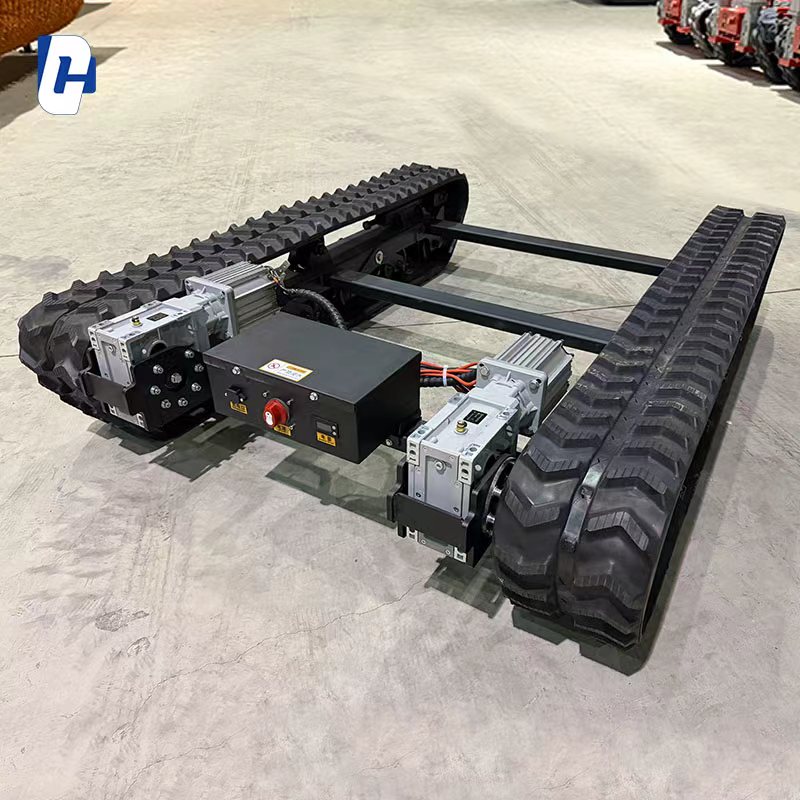 Robot Chassis - مركبة مجنزرة لاسلكية تعمل بالتحكم عن
