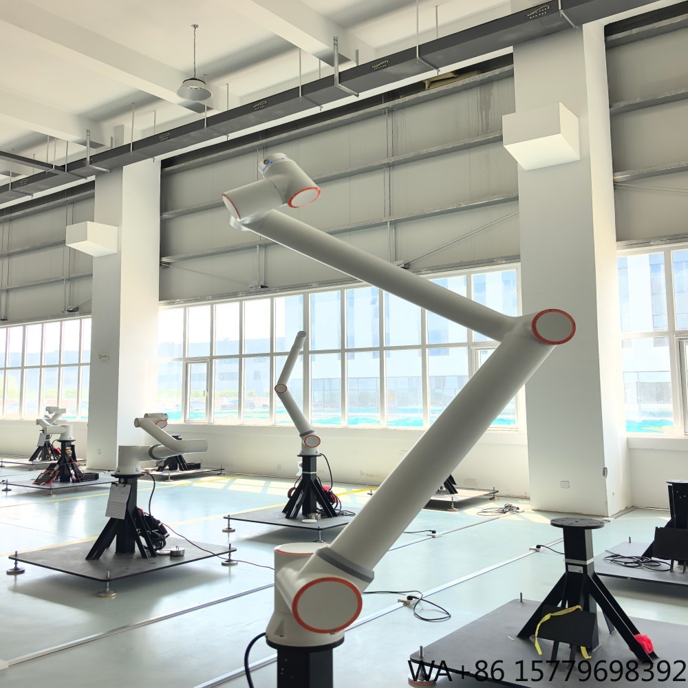 ذراع روبوت للحام بالليزر مع مس - مراجعة Robot Arm Metal وسعره